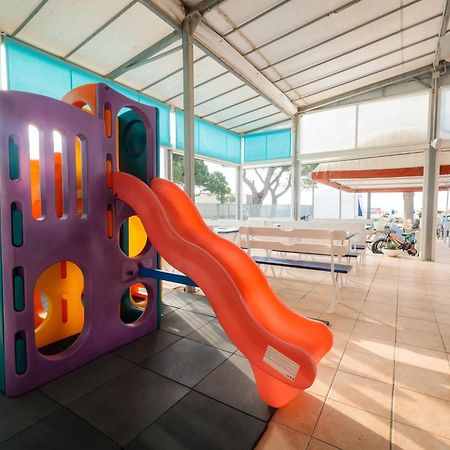 Hotel Villa Franca Lignano Sabbiadoro Eksteriør billede