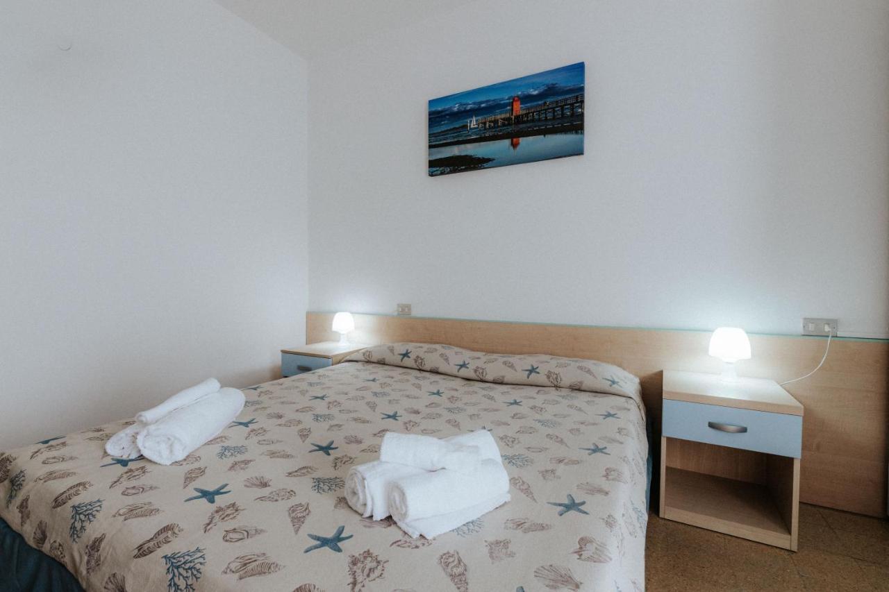 Hotel Villa Franca Lignano Sabbiadoro Eksteriør billede