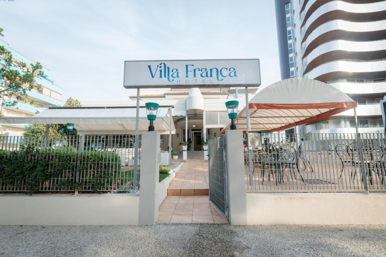 Hotel Villa Franca Lignano Sabbiadoro Eksteriør billede
