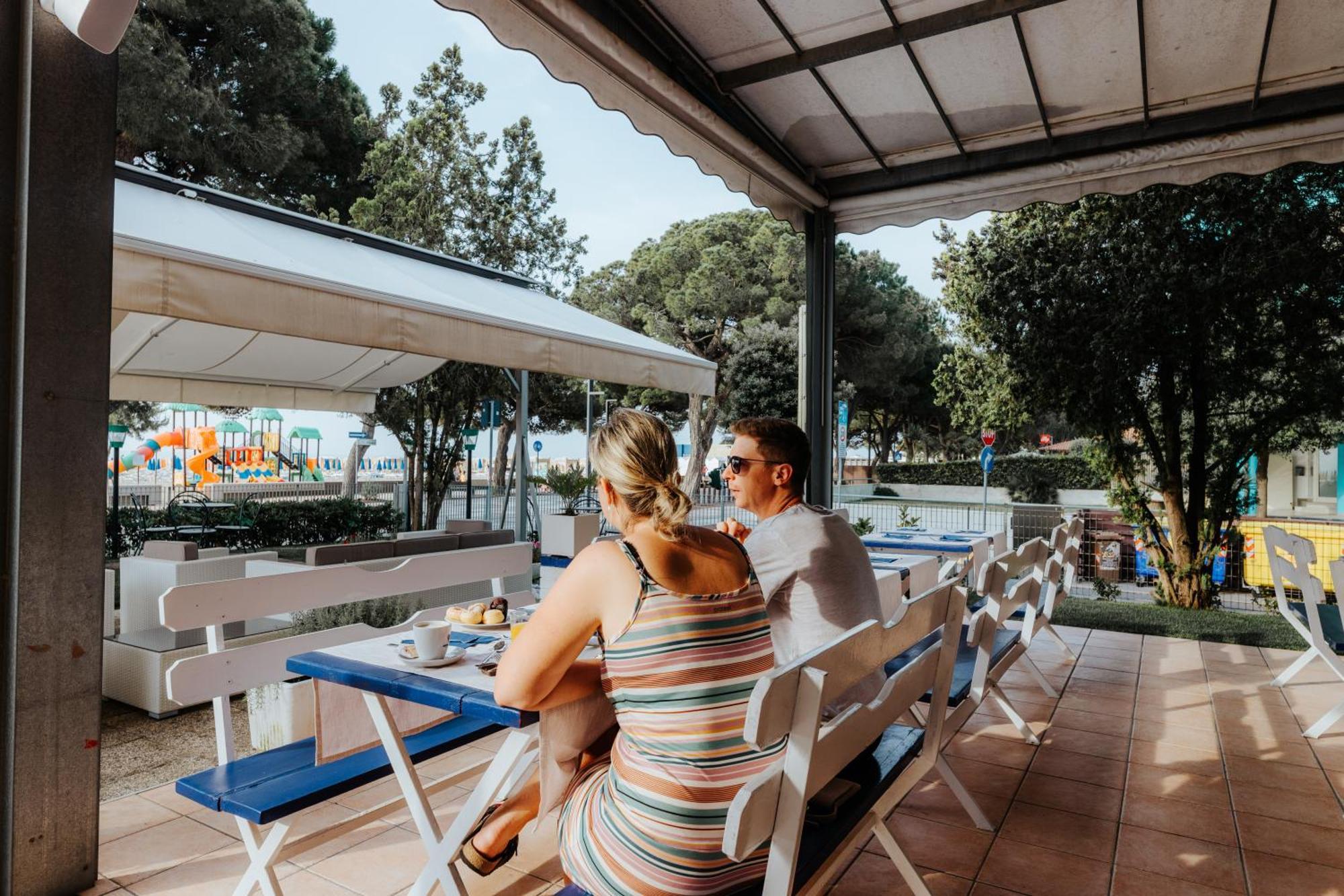 Hotel Villa Franca Lignano Sabbiadoro Eksteriør billede