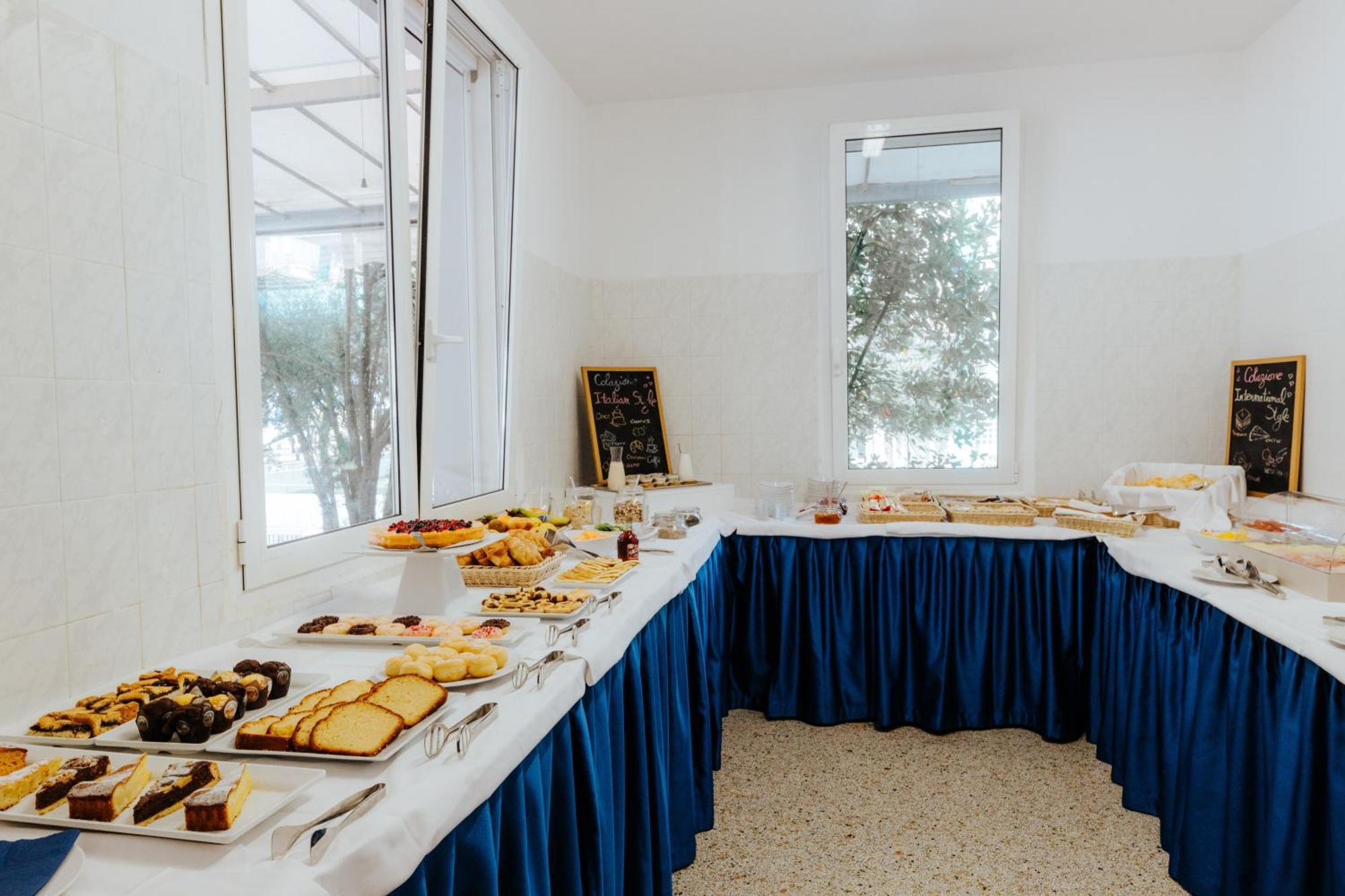 Hotel Villa Franca Lignano Sabbiadoro Eksteriør billede